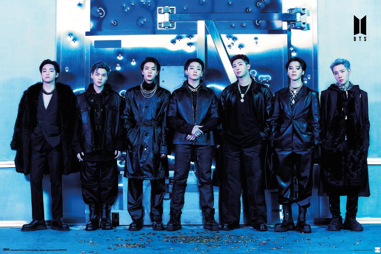 Poster BTS - Group Photo | Wall Art | 3+1 FREE | Abposters.com