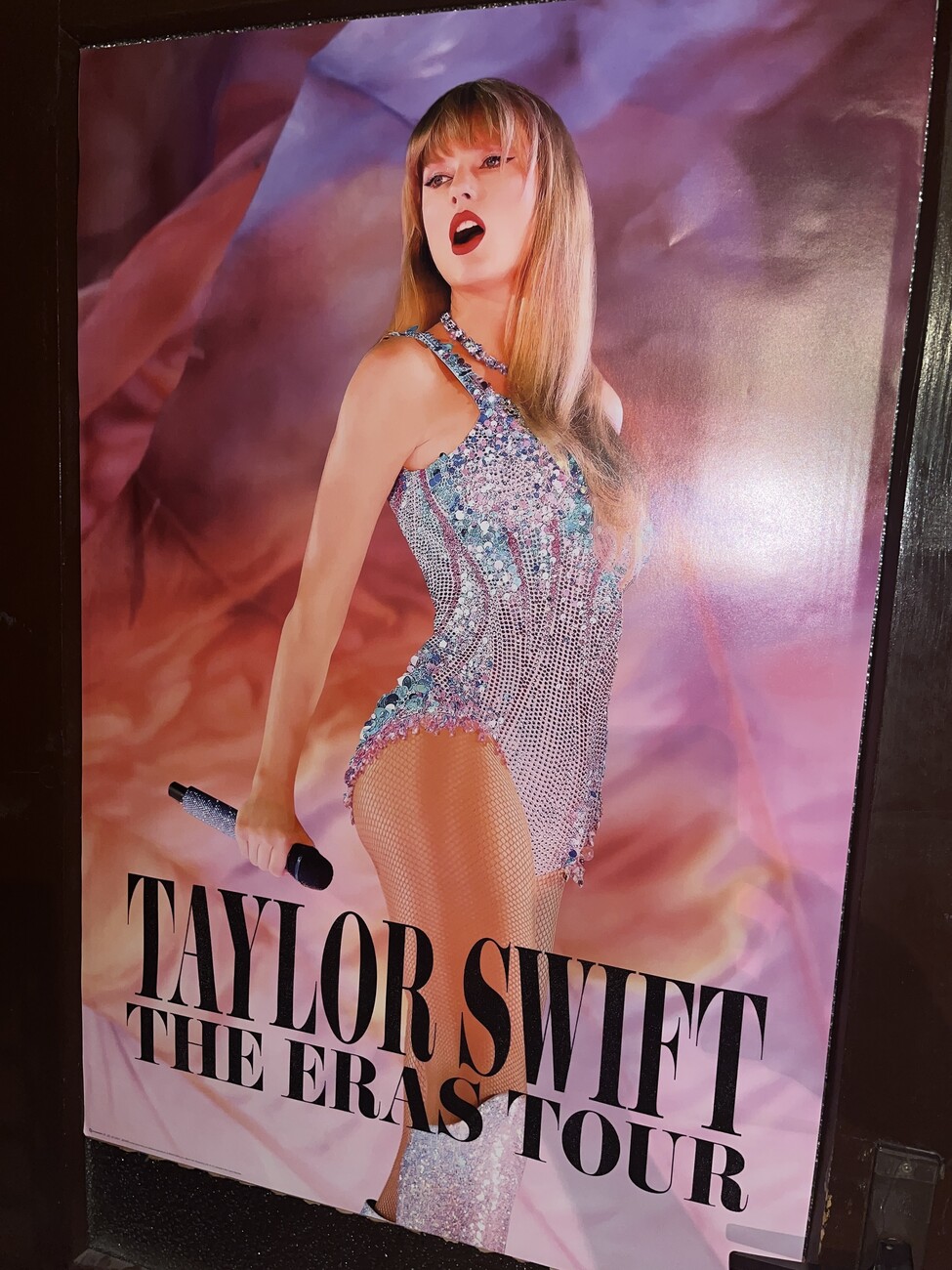 ミュージシャン Taylor Swift 2023 The Eras Tour poster Taylor Swift announces “The Eras Tour” – Eastside