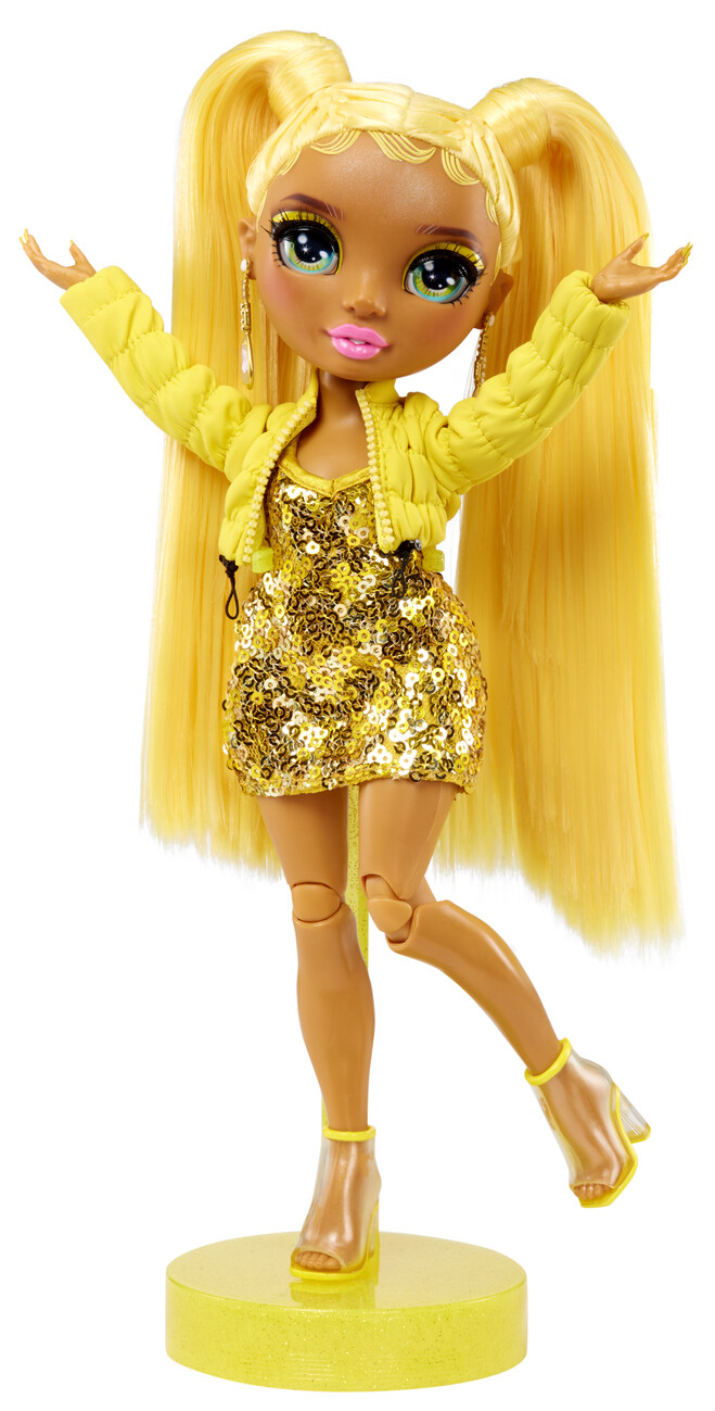 Finally Bought The Latest Sunny Fantastic Fashion Doll. I Love Her