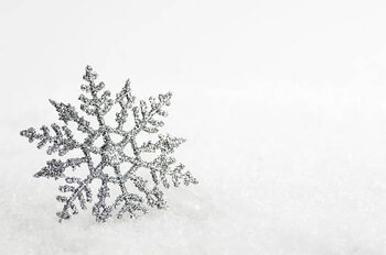 Illustration Christmas snowflake decoration on snow background
