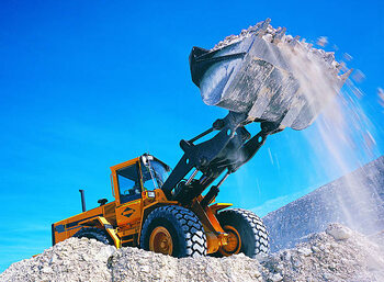 Μπλουζάκι Backhoe lifting rubble