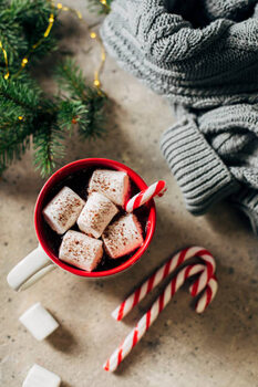 Canvas Print Hot chocolate with marshmallows and candy