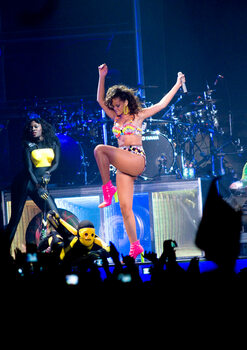 Canvas Print Rihanna in concert at the Echo Arena in Liverpool 2011