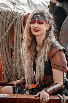 Canvas Print Viking Warrior female sailing on a