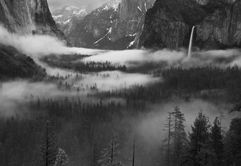 Papel de parede Fog Floating In Yosemite Valley