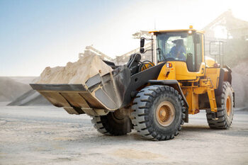 Μπλουζάκι Digger working at quarry