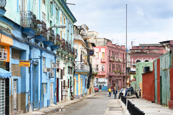 Eksklusiiviset taidevalokuvat Colorful Architecture of Havana