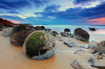 Glass Art Colored Beach with Stones