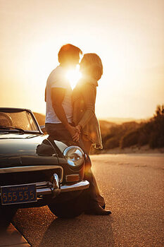 Juliste Mature Couple on Roadtrip