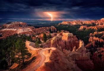 Lightning Over Bryce Canyon Valokuvatapetti
