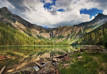 Mountain Paradise Valokuvatapetti