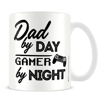 Чаша Dad By Day Gamer By Night