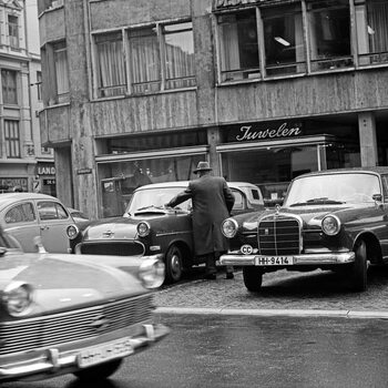 Slika na platnu Street scene at Alstertor street in Hamburg, Germany 1960s