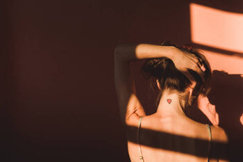 Poster Love, Relationships and Loneliness: Woman Back