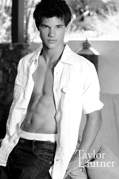 Плакат Taylor Lautner – b/w