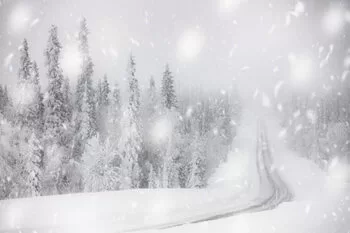 Αφίσα Snowflakes on icy empty road in