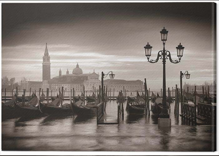 Canvas Print Rod Edwards - Venetian Ghosts