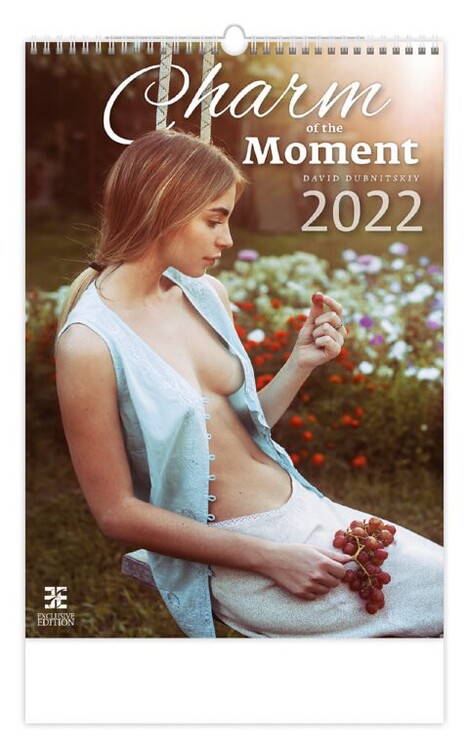 Календар 2022 Charm of the Moment