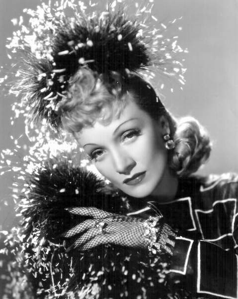 Плакат Marlene Dietrich