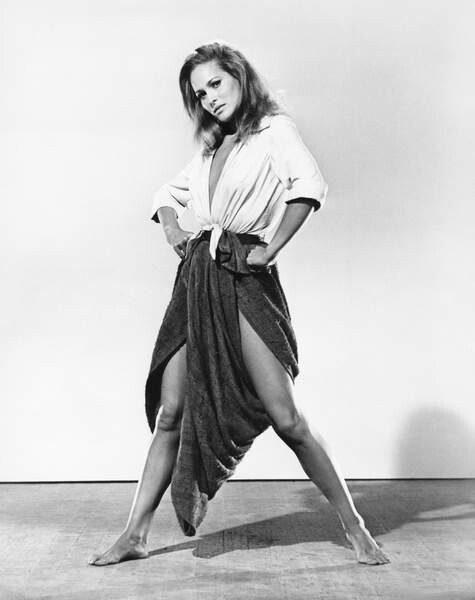 Плакат Ursula Andress