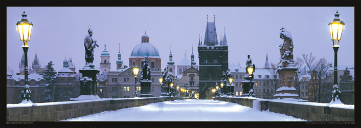 Prague – Charles bridge / snow