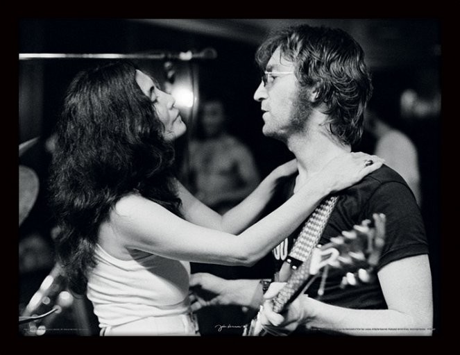 Κορνιζαρισμένη αφίσα JOHN LENNON - John & Yoko / Bob Gruen