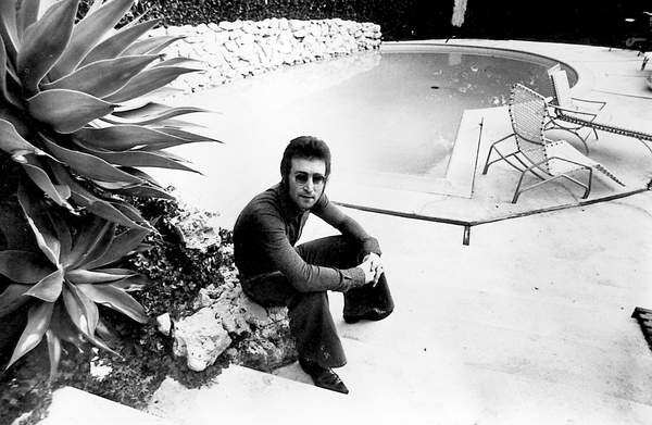 Наклейка Portrait of John Lennon in 1974