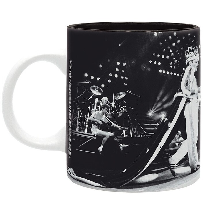 Mug Queen - Live at Wembley