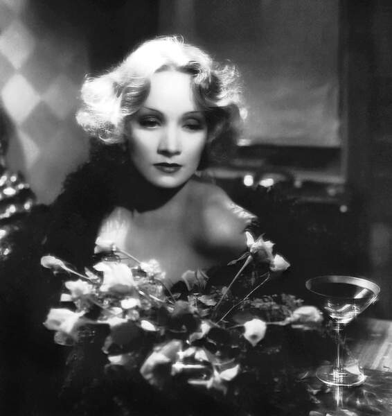 Плакат Shanghai Express by Josef von Sternberg with Marlene Dietrich, 1932