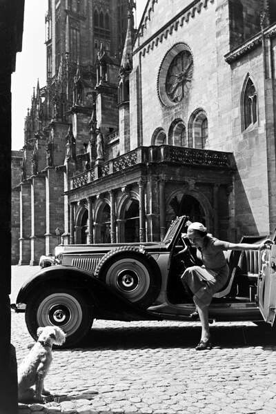 Плакат The Freiburg Minster, landmark of the town Freiburg im Breisgau in Baden, Germany 1930s