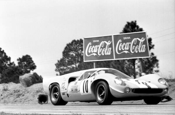 Плакат 12 hours of Sebring