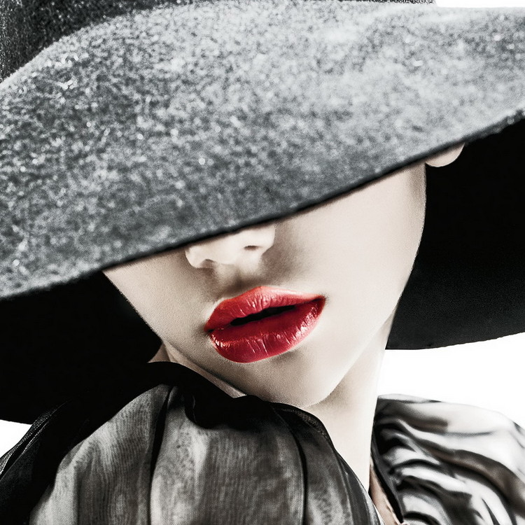 Картина у склі Passionate Woman - Hat