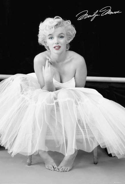 Marilyn Monroe - White Dress Wall Mural | Buy online at Europosters Marilyn Monroe - White Dress Wall Mural | Buy online at Europosters