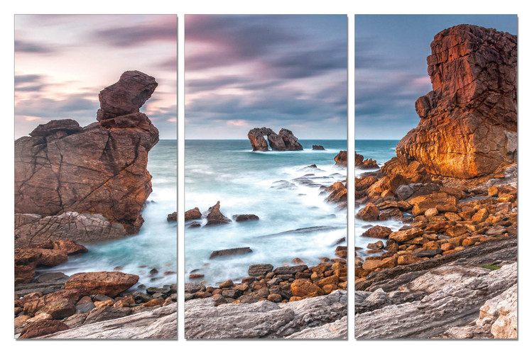 The bay in the rocks Taulusarja