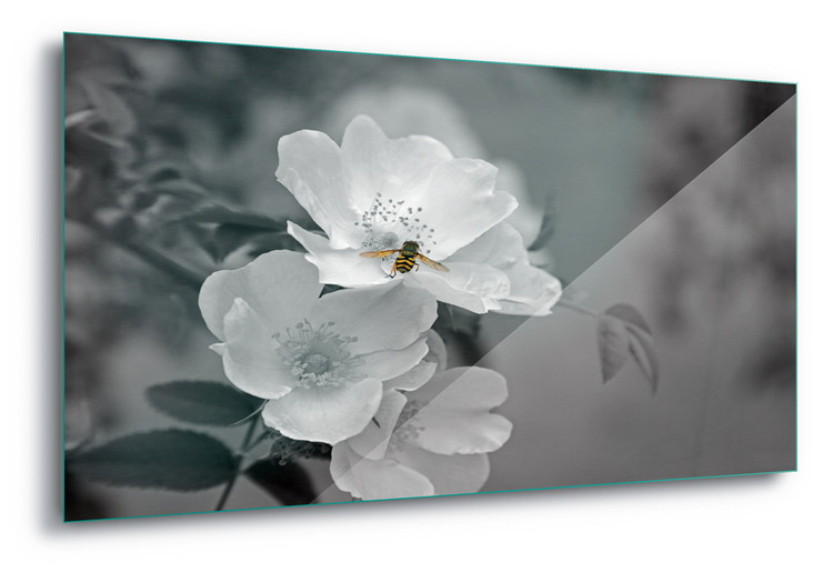 Glass Art Bee Blossom
