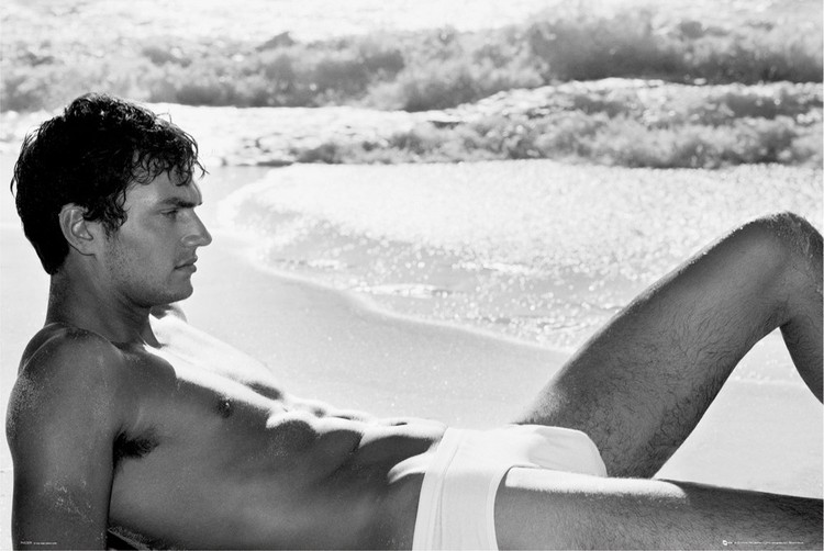 Poster Male model - beach