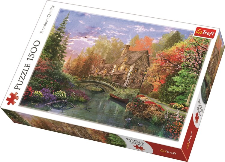 Puzzle Cottage by the Lake