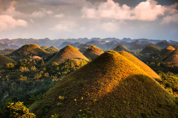 Valokuvataide Dramatic light over Chocolate hills, Bohol,