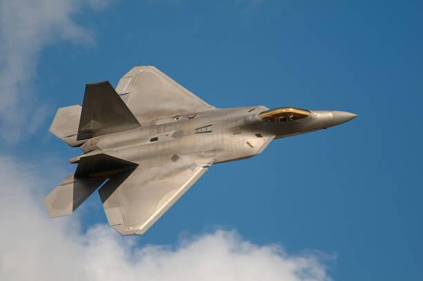 Art Photography F22 Raptor Jet Fighter flying in the sky