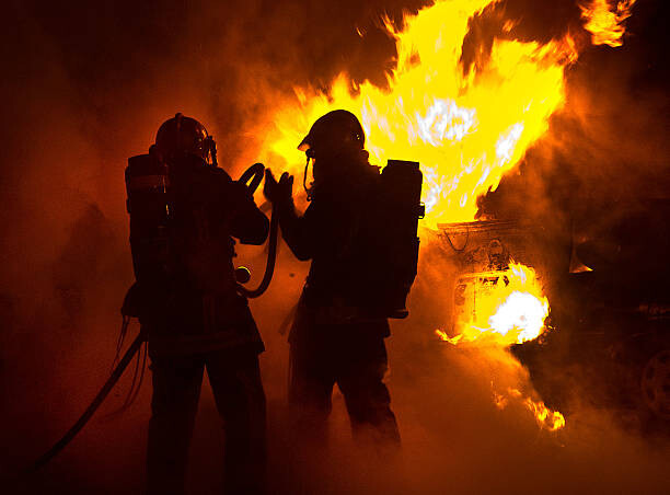 Valokuvataide Firefighter