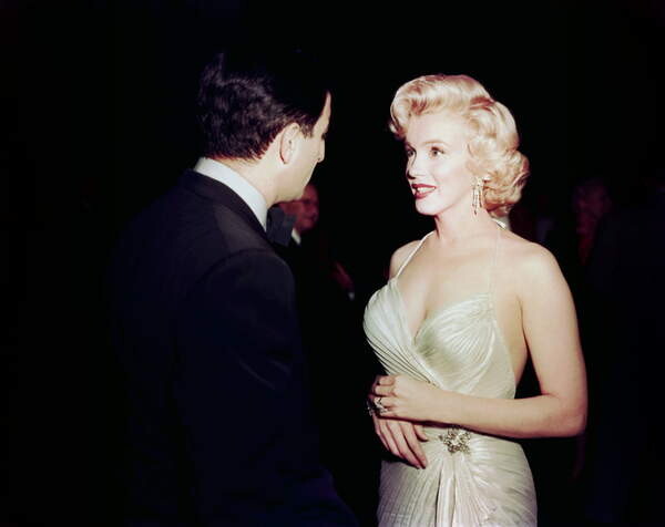 Elegant Marilyn Monroe (1953)