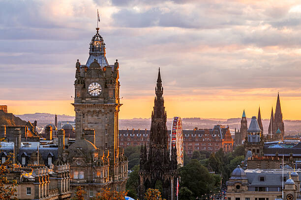 Canvas Print Edinburgh Skyline, Balmoral Clocktower, Scotland