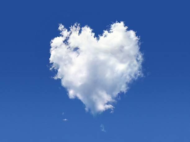 Canvas Print Heart-shaped cloud, artwork