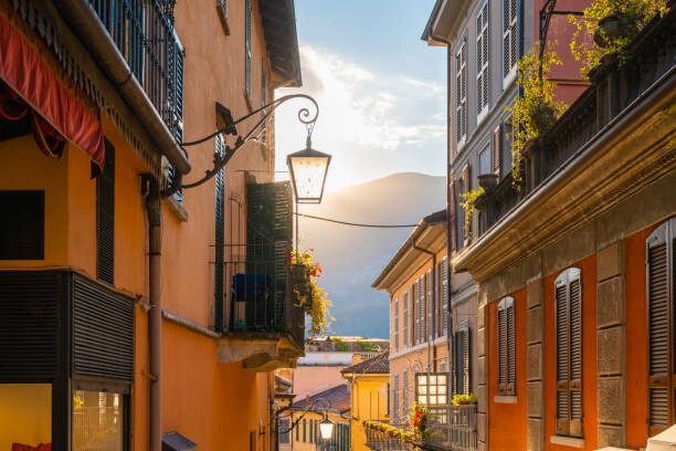 Canvas Print Small alley in the old town