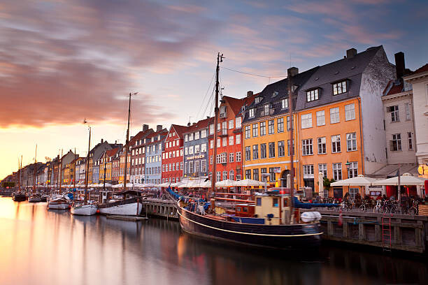 Canvas Print Sunset on Nyhavn Canal, Copenhagen, Denmark.