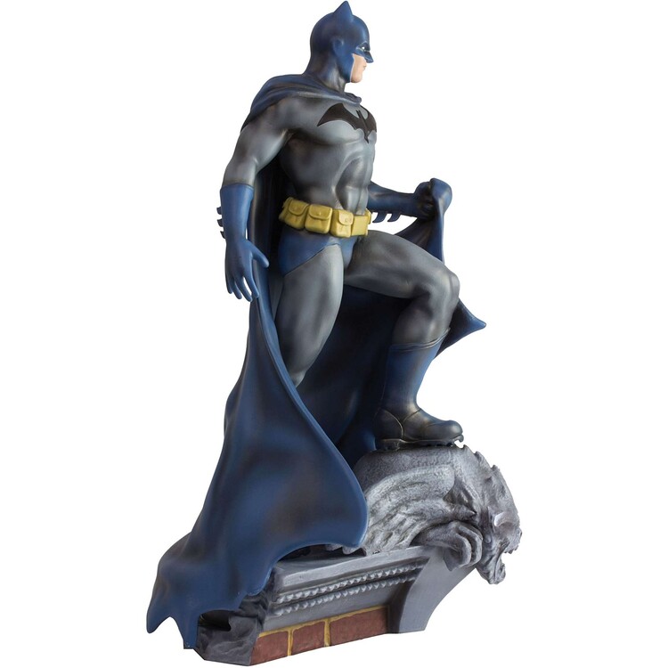 Figurine DC - Batman Mega (On Roof) | Tips for original gifts