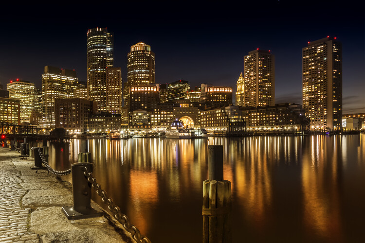 Papel de parede BOSTON Fan Pier Park & Skyline at night