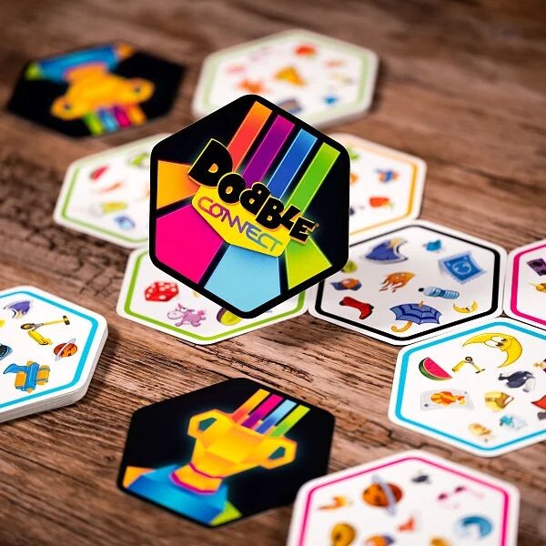 Dobble Connect, Board Game