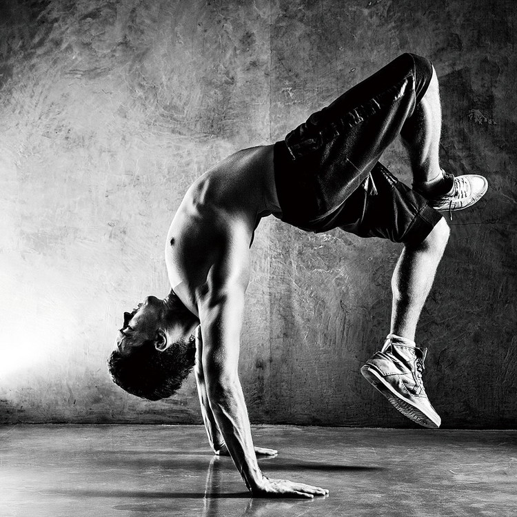Glass Art Dance b&w