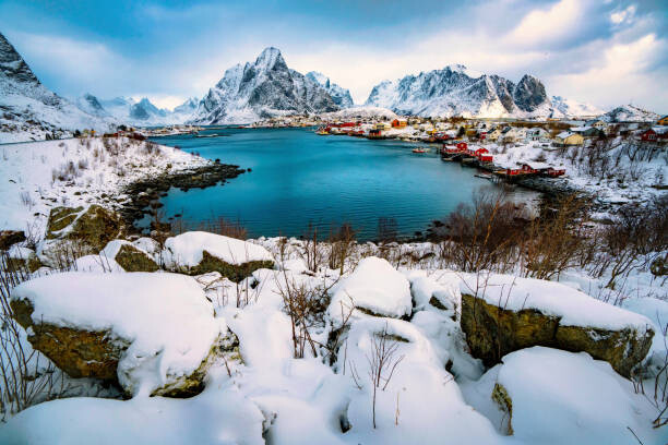 Juliste Aerial view of fishing village in